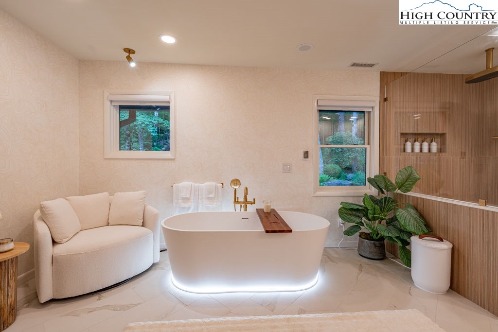 102 Ridge Drive Linville, NC 28646 - Photo 26 of 48