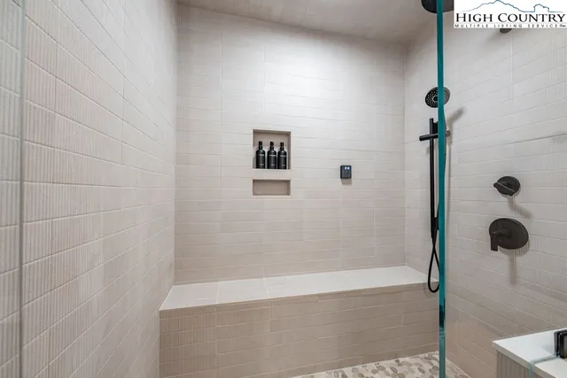 $2,399,000 | 102 Ridge Drive, Linville, NC 28646