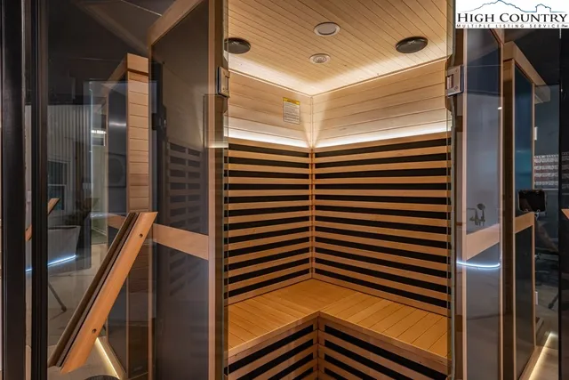 $2,399,000 | 102 Ridge Drive, Linville, NC 28646