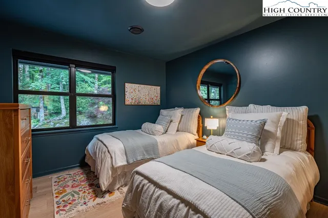 $2,399,000 | 102 Ridge Drive, Linville, NC 28646