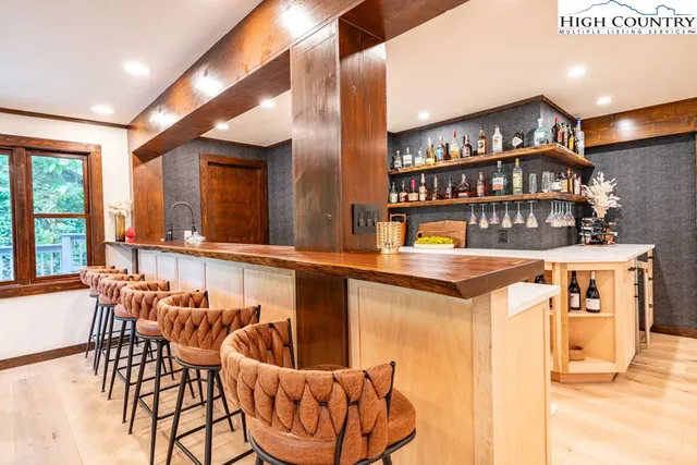 $2,399,000 | 102 Ridge Drive, Linville, NC 28646