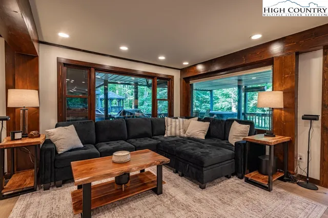 $2,399,000 | 102 Ridge Drive, Linville, NC 28646