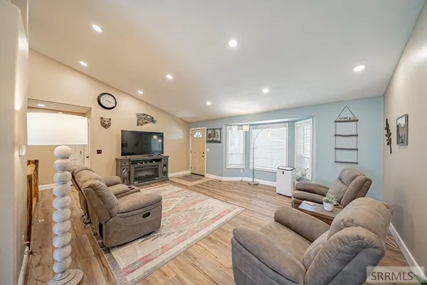 $765,000 | 3379 East 163 North, Rigby, ID 83442