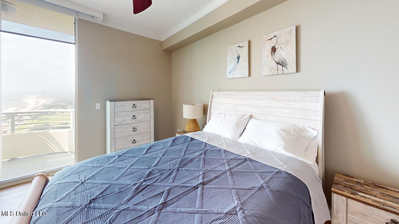 2060 Beach Boulevard, Unit 1603 Biloxi, MS 39531 - Photo 12 of 23 42