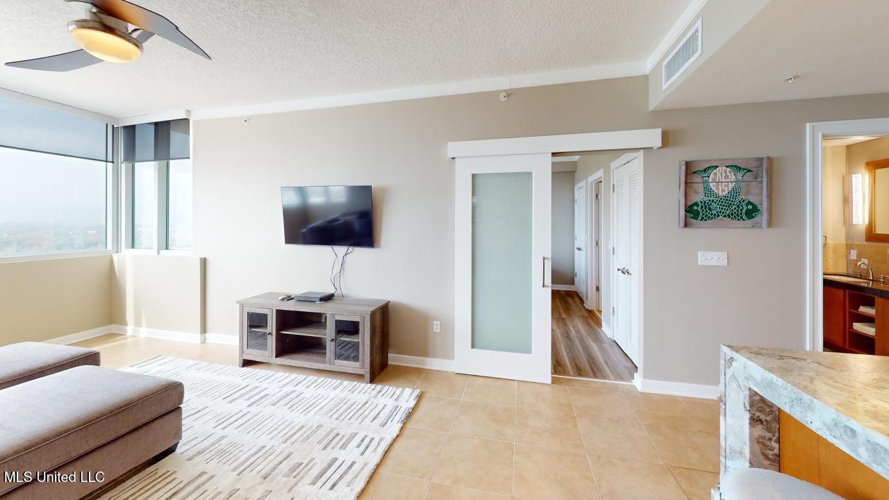 2060 Beach Boulevard, Unit 1603 Biloxi, MS 39531 - Photo 16 of 23 2060-Beach-Blvd-Living-Room