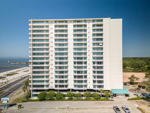 $2,495 | 2060 Beach Boulevard, Unit 1603, Biloxi, MS 39531