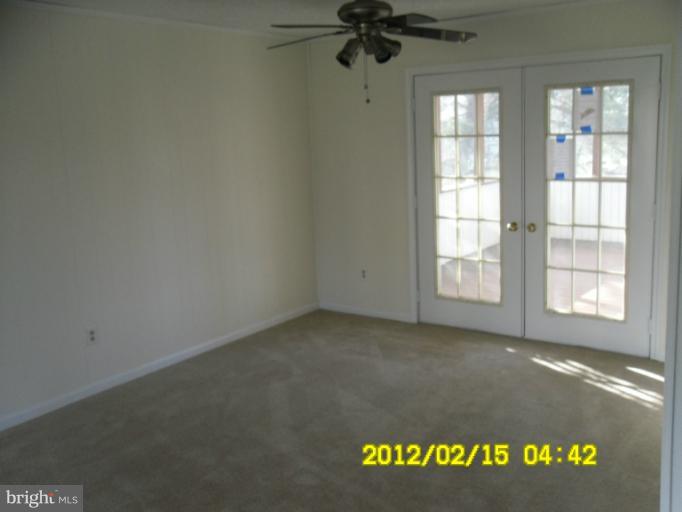 4512 Lees Corner Road Chantilly, VA 20151 - Photo 18 of 26 Family Room