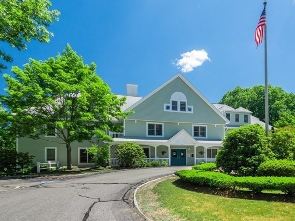 140 Lincoln Road, Unit 213 Lincoln, MA 01773 - Photo 1 of 24 Gallery Image 1
