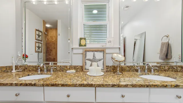 $1,042,400 | 842 Grand Harbour East, Miramar Beach, FL 32550