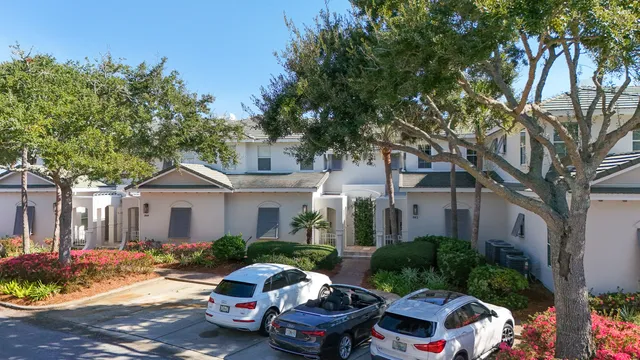 $1,042,400 | 842 Grand Harbour East, Miramar Beach, FL 32550