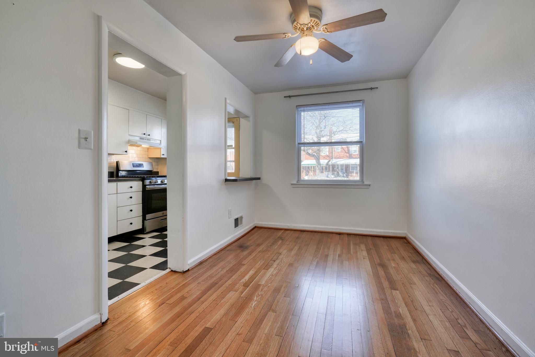 2058 Jasmine Road Dundalk, MD 21222 - Photo 4 of 27