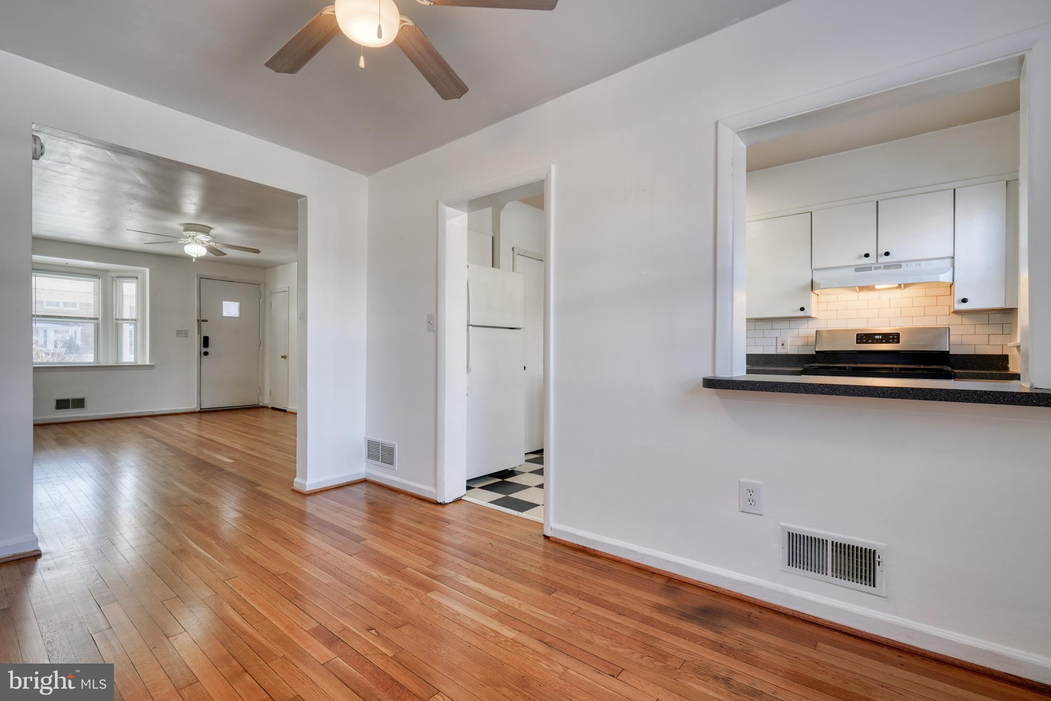 2058 Jasmine Road Dundalk, MD 21222 - Photo 6 of 27