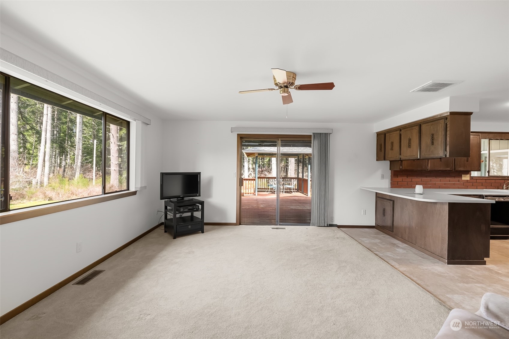 5108 Fir Tree Road Southeast Olympia, WA 98501 - Photo 11 of 38 Gallery Image 11