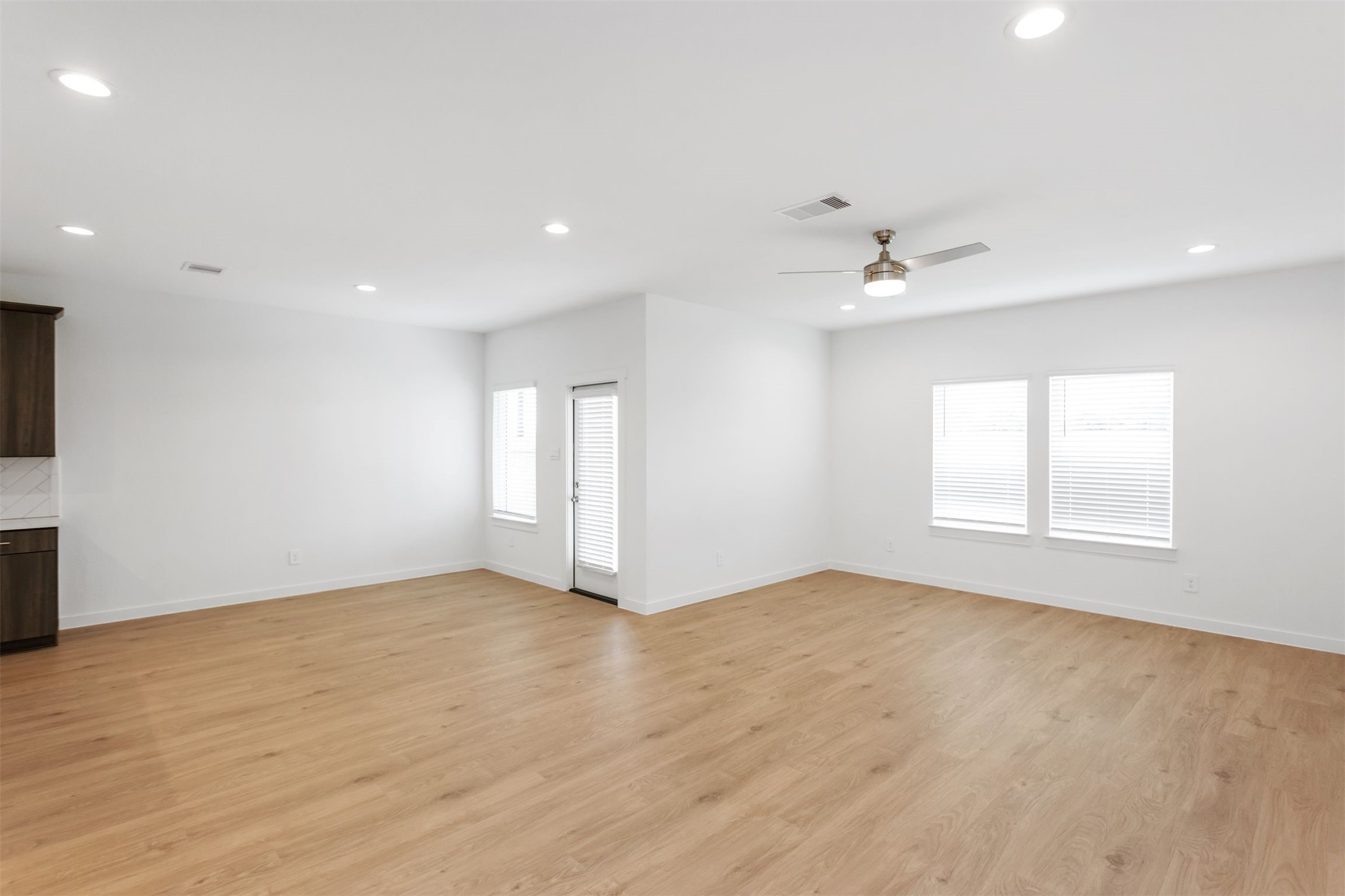 2828 Willow Gulch Way Rosenberg, TX 77469 - Photo 8 of 29