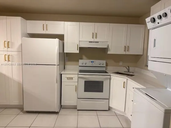 $2,500 | 3760 Northwest 115th Way, Unit 102, Coral Springs, FL 33065