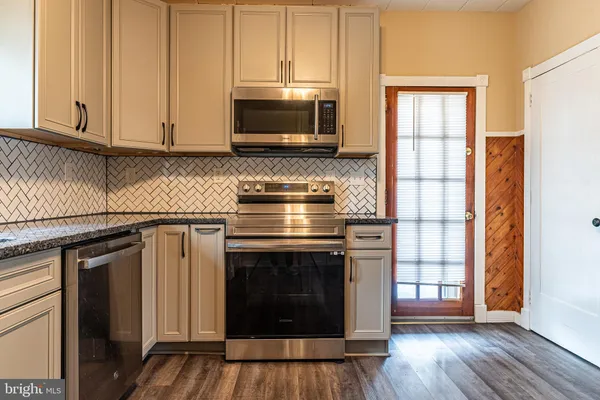 $385,000 | 230 North Penrose Street, Quakertown, PA 18951