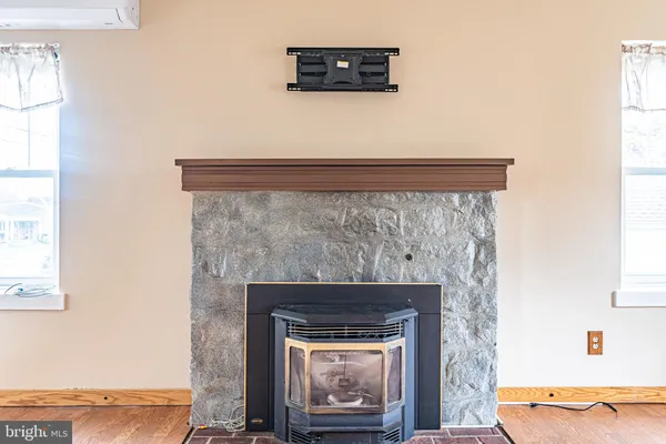 $385,000 | 230 North Penrose Street, Quakertown, PA 18951