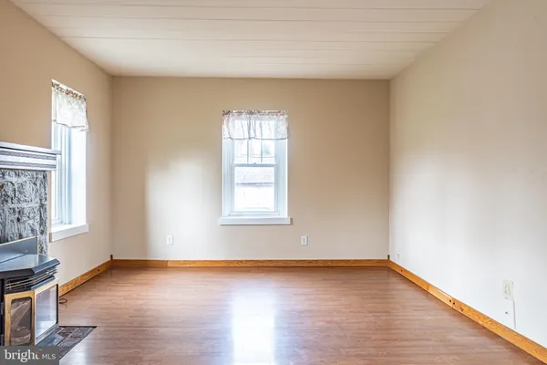 $385,000 | 230 North Penrose Street, Quakertown, PA 18951