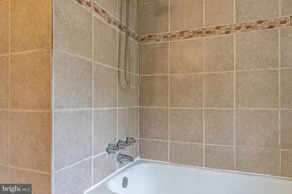 $385,000 | 230 North Penrose Street, Quakertown, PA 18951