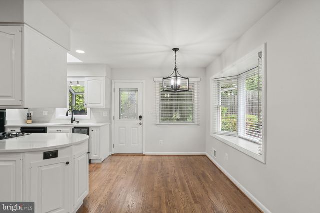 $1,431,000 | 1802 Briar Ridge Court, McLean, VA 22101