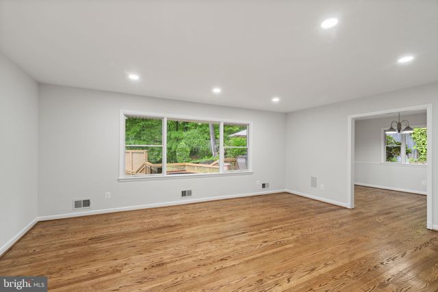 $1,431,000 | 1802 Briar Ridge Court, McLean, VA 22101