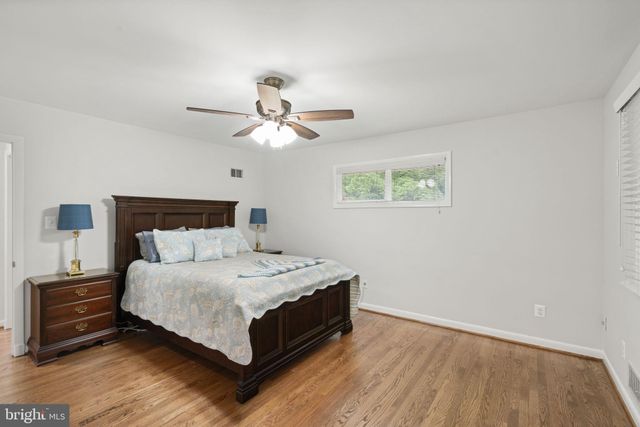 $1,431,000 | 1802 Briar Ridge Court, McLean, VA 22101