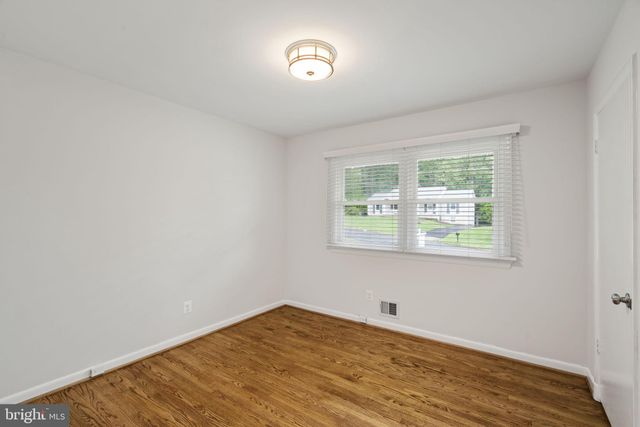 $1,431,000 | 1802 Briar Ridge Court, McLean, VA 22101