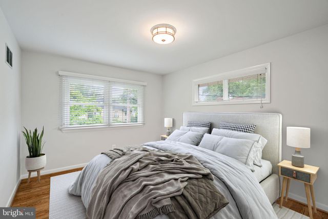 $1,431,000 | 1802 Briar Ridge Court, McLean, VA 22101