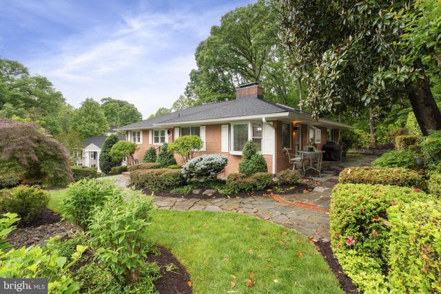 $1,431,000 | 1802 Briar Ridge Court, McLean, VA 22101