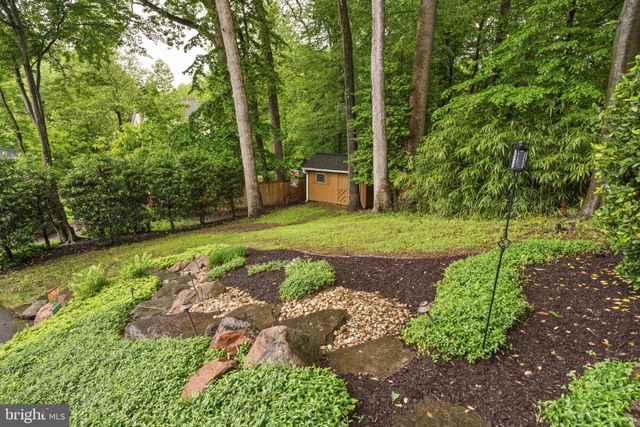 $1,431,000 | 1802 Briar Ridge Court, McLean, VA 22101