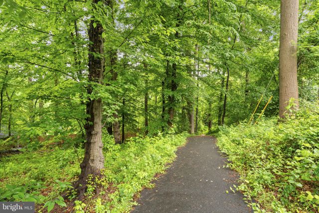 $1,431,000 | 1802 Briar Ridge Court, McLean, VA 22101