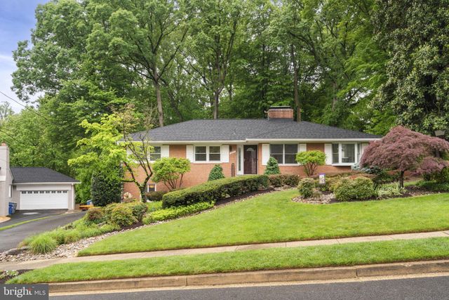 $1,431,000 | 1802 Briar Ridge Court, McLean, VA 22101