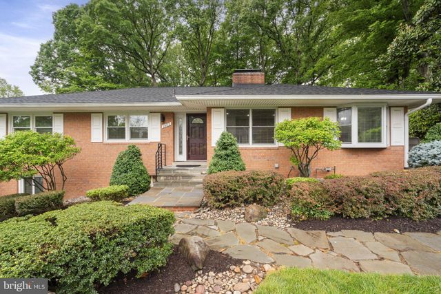 $1,431,000 | 1802 Briar Ridge Court, McLean, VA 22101