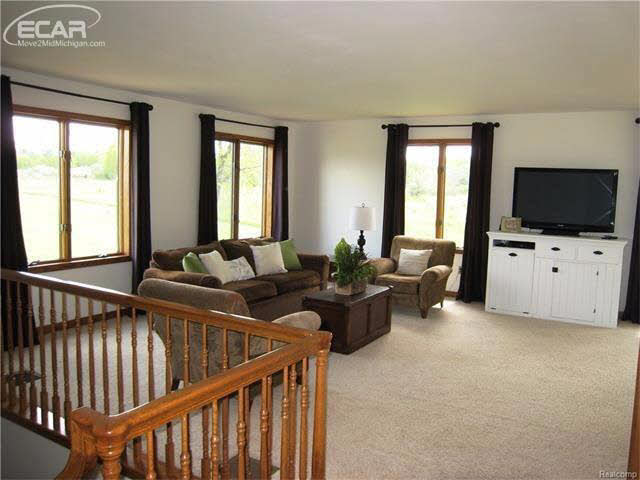 5130 Stanley Road Columbiaville, MI 48421 - Photo 21 of 84 21298384-21.JPG