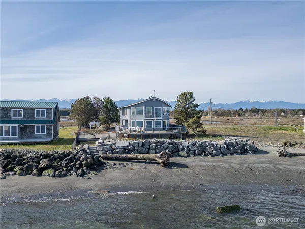 $1,125,000 | 391-3 3 Crabs Road, Sequim, WA 98382
