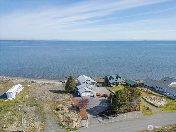 $1,125,000 | 391-3 3 Crabs Road, Sequim, WA 98382