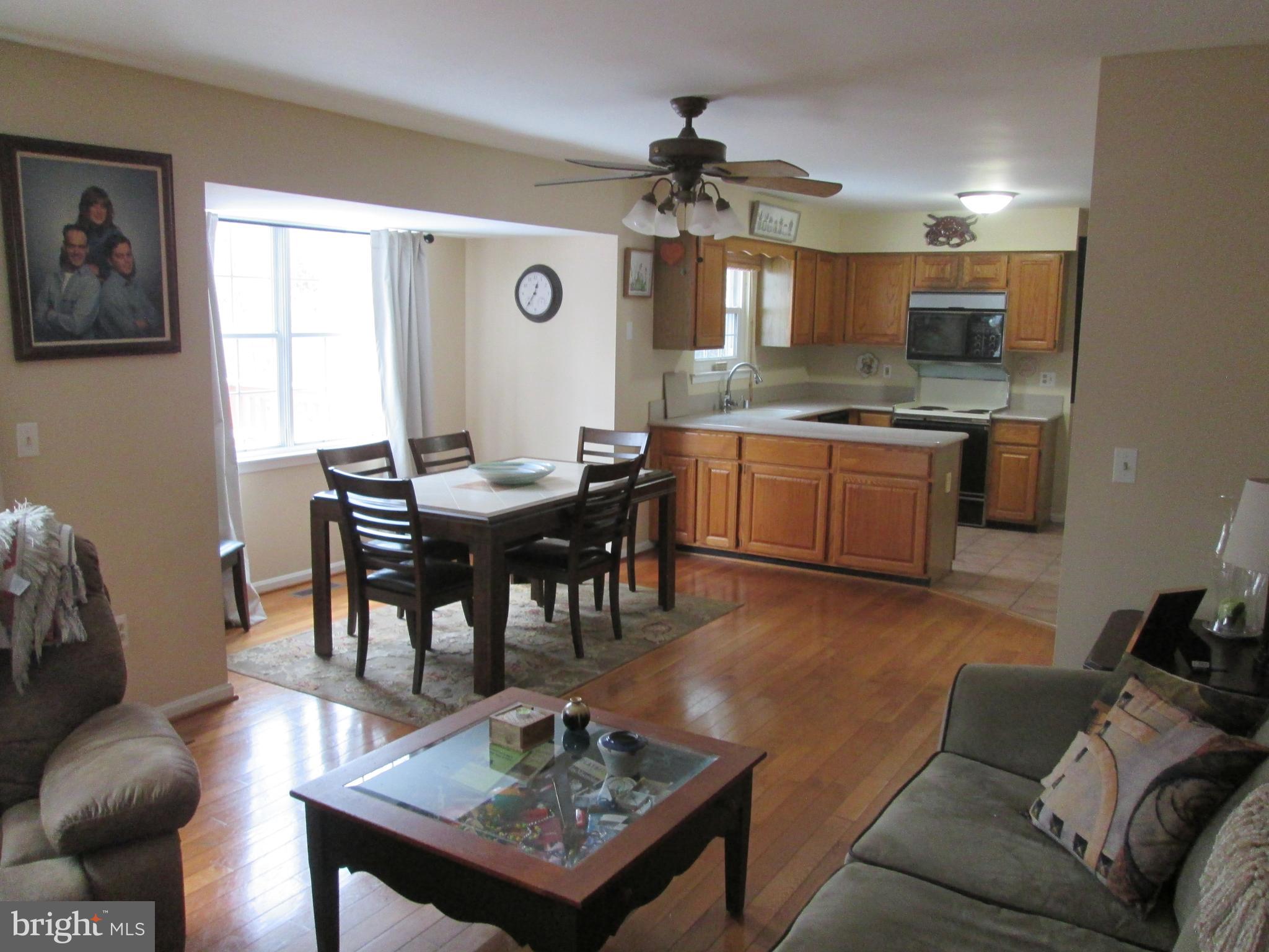 1021 Concord Court Owings, MD 20736 - Photo 5 of 54