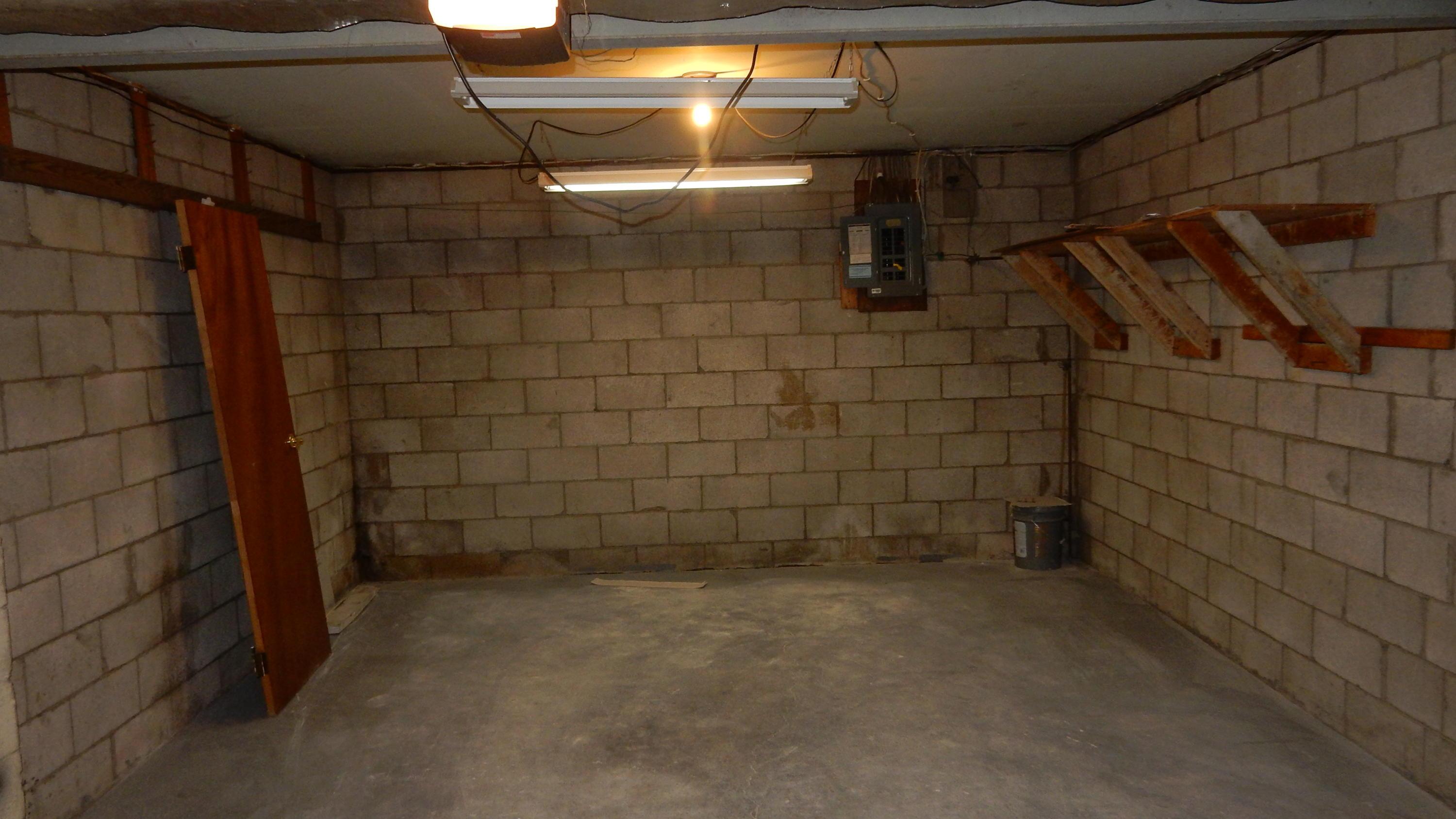 6259 Faircrest Road Columbus, OH 43229 - Photo 18 of 43 Gallery Image 18