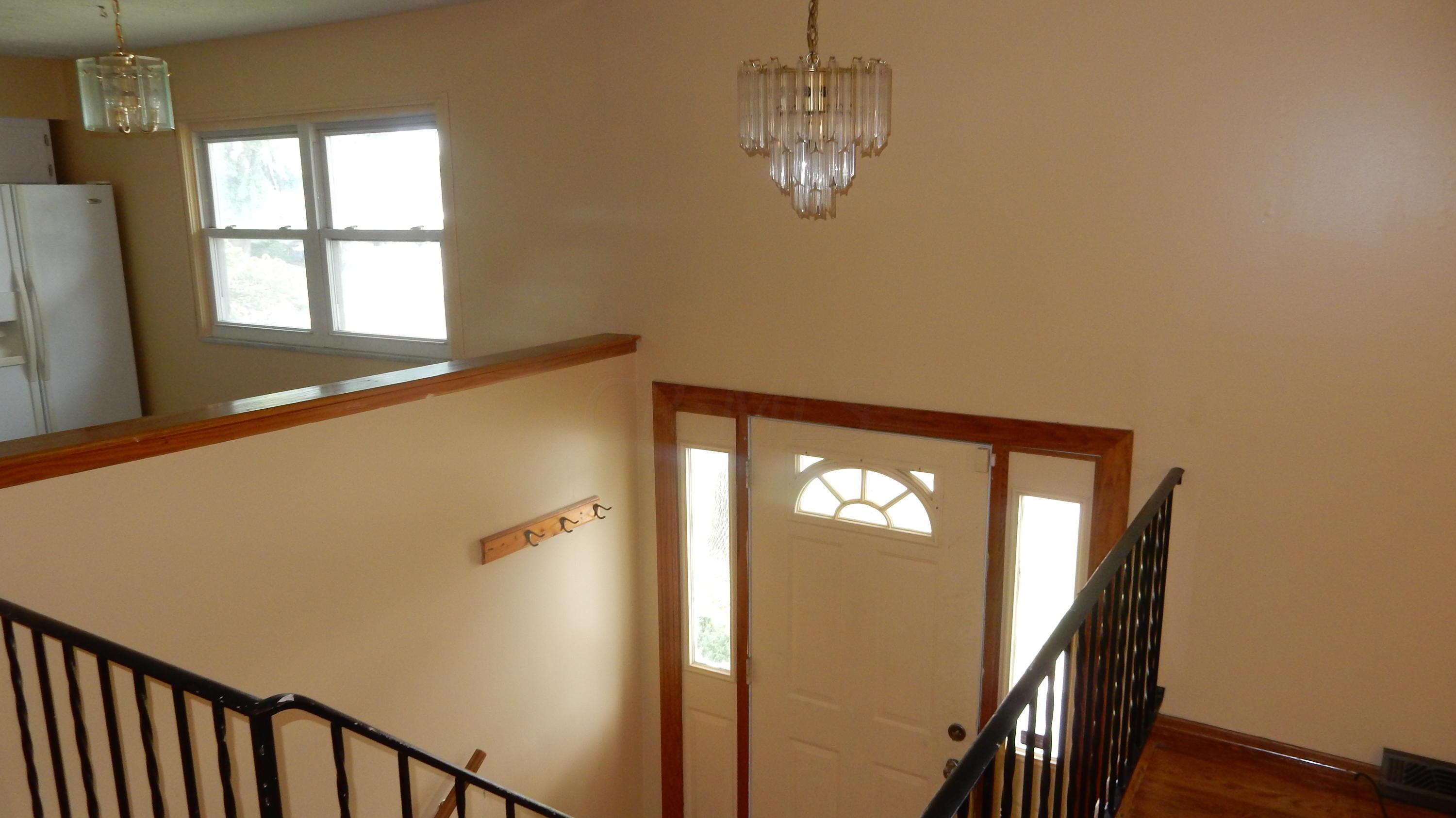 6259 Faircrest Road Columbus, OH 43229 - Photo 20 of 43 Gallery Image 20