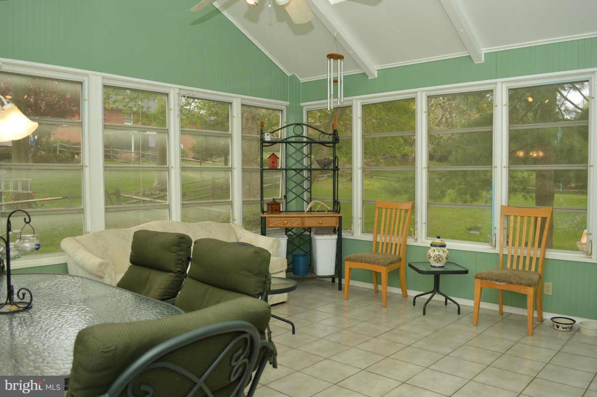 19308 Treadway Road Brookeville, MD 20833 - Photo 7 of 19 Interior (General)