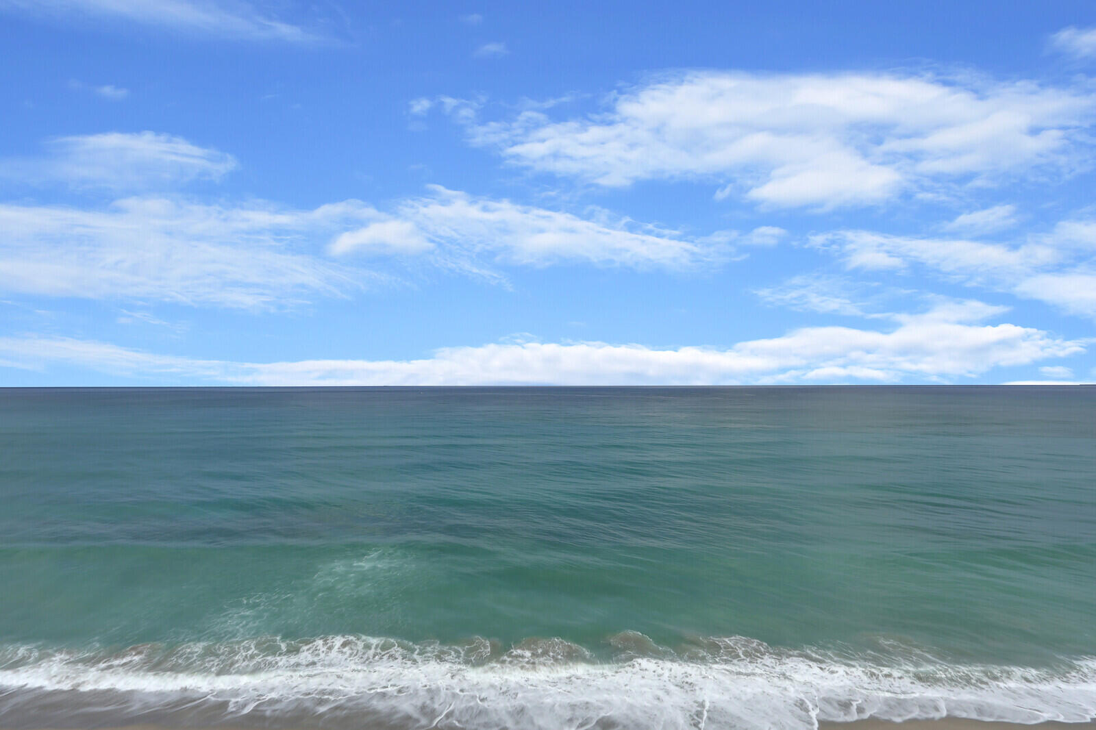 200 South Beach Road, Unit 802 Tequesta, FL 33469 - Photo 44 of 48 a view of an ocean and beach
