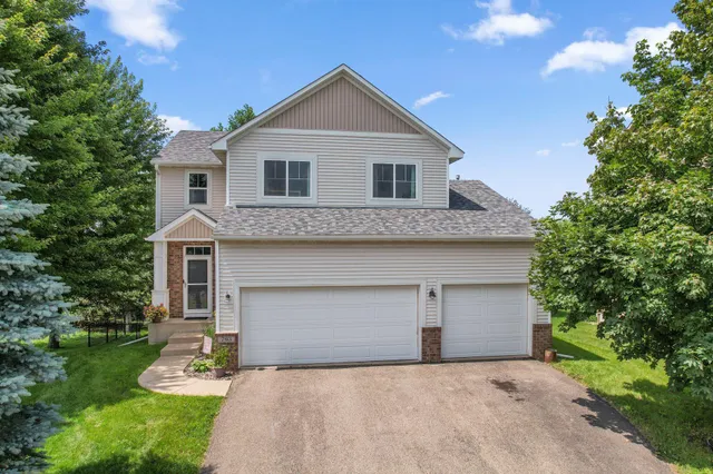 $389,899 | 703 8th Avenue Northeast, Lonsdale, MN 55046