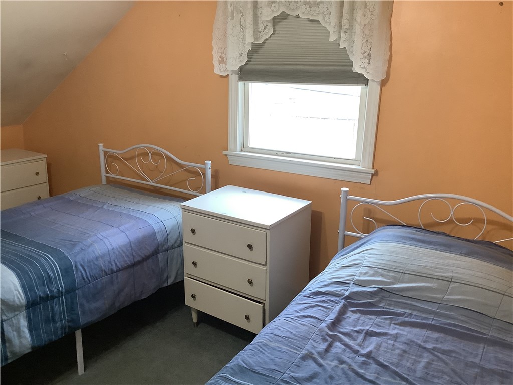 52 Mendon Road North Smithfield, RI 02896 - Photo 19 of 33