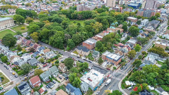 $2,998,000 | 164-20 85th Avenue | Jamaica Hills