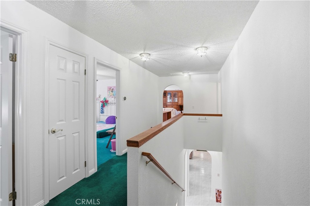 30414 Sloan Canyon Road Castaic, CA 91384 - Photo 26 of 70 Upper Wing