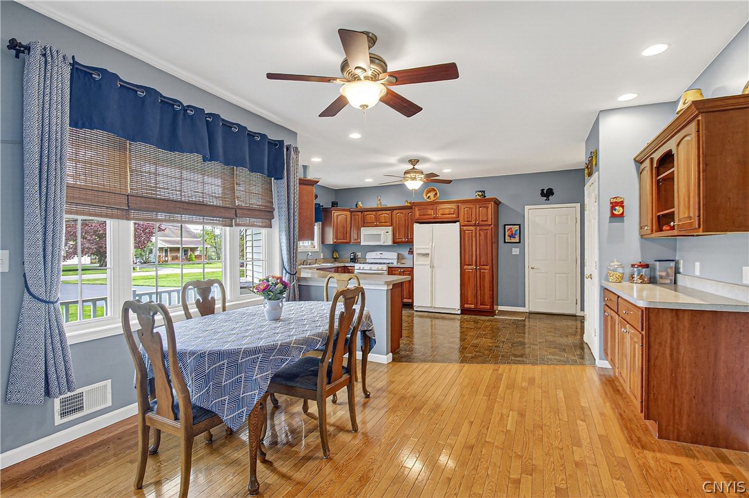 7338 Railroad Street Marcy, NY 13469 - Photo 19 of 41