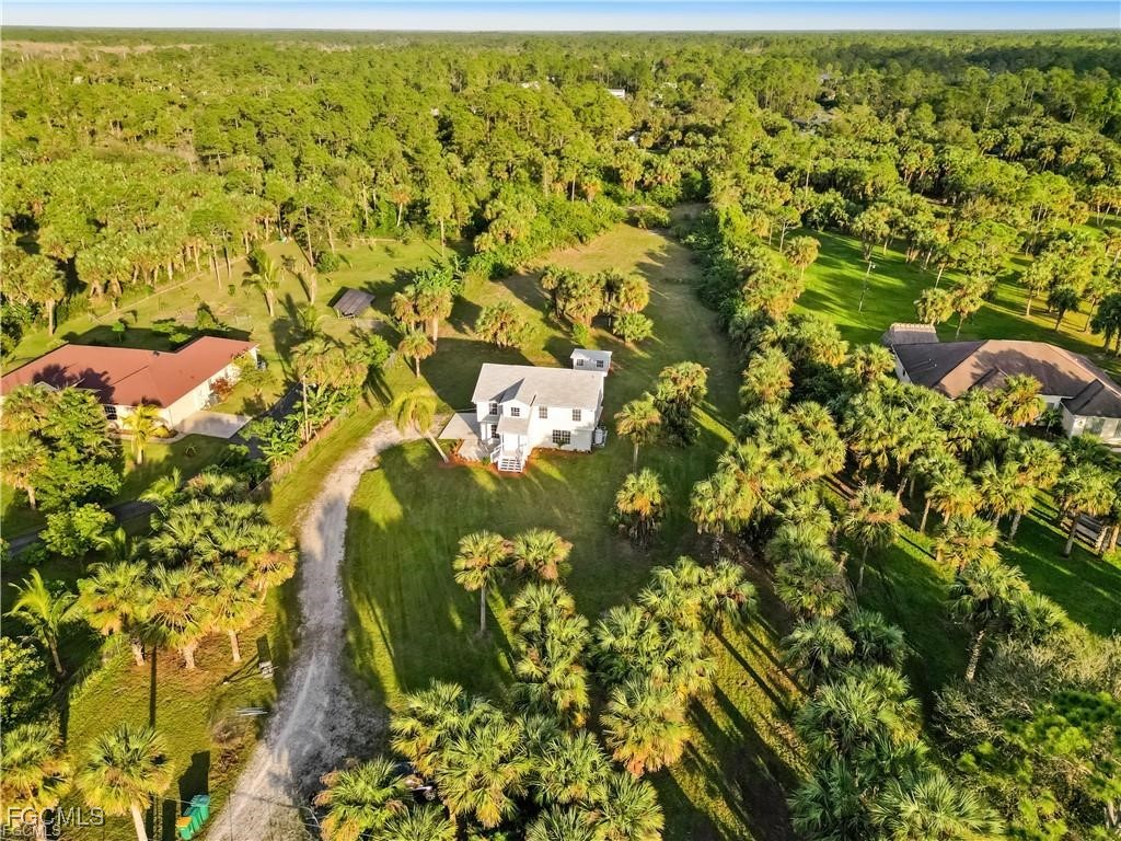 260 13th Street Southwest Naples, FL 34117 - Photo 5 of 29