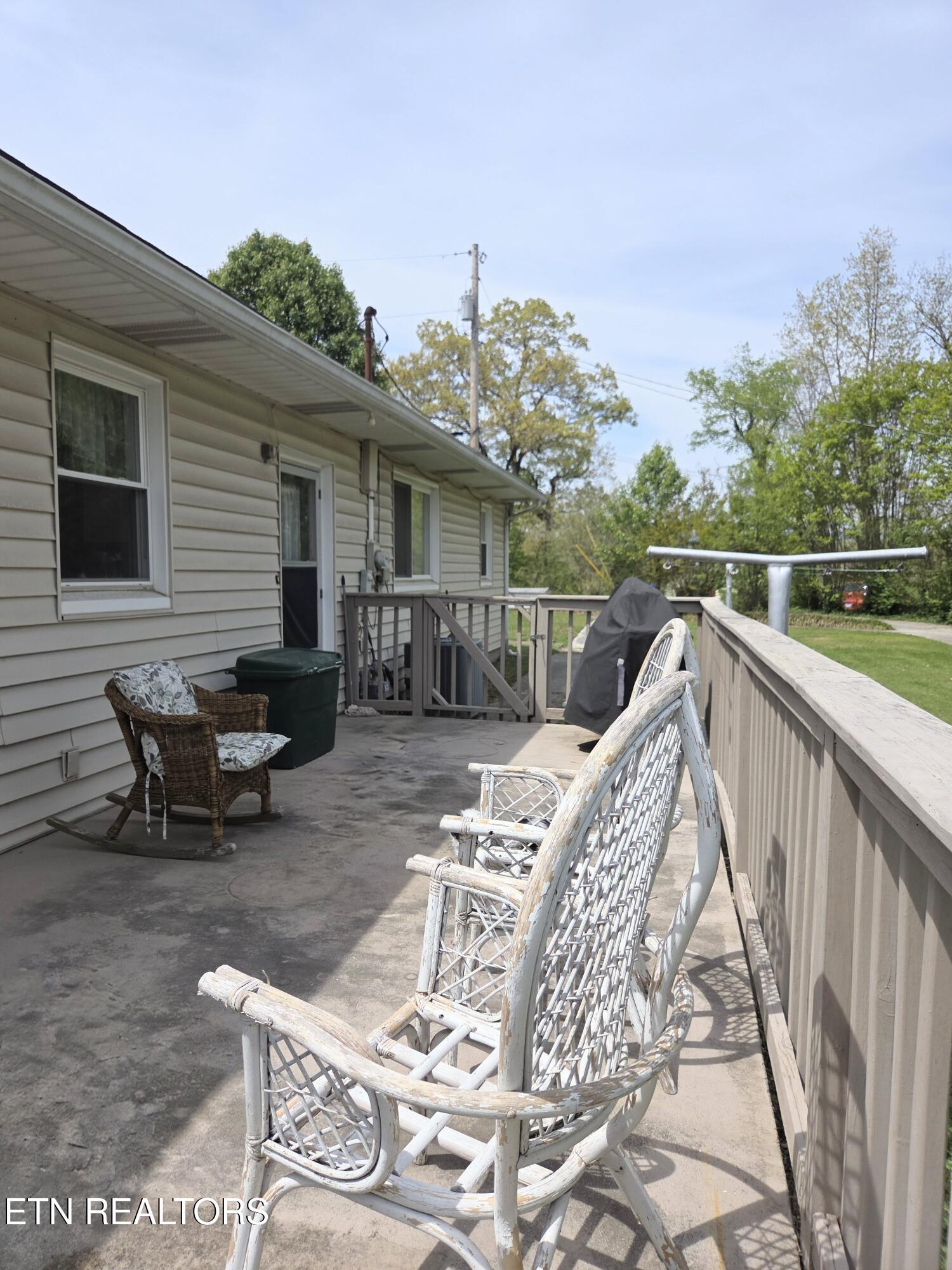 120 Nasson Lane Oak Ridge, TN 37830 - Photo 15 of 31 9640