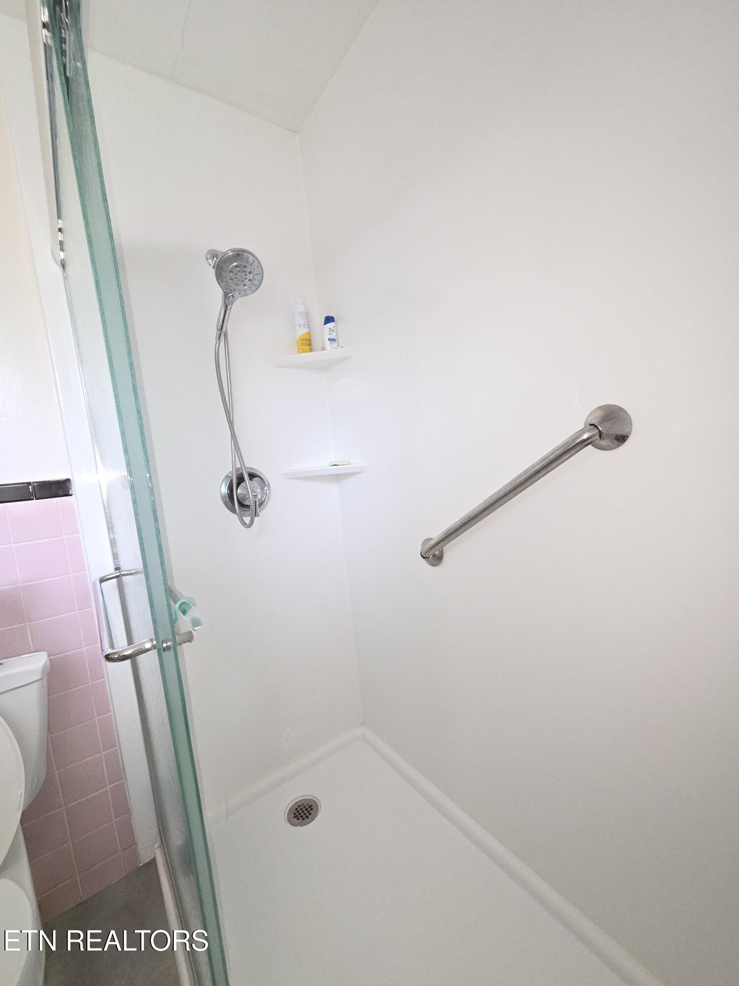 120 Nasson Lane Oak Ridge, TN 37830 - Photo 19 of 31 9648