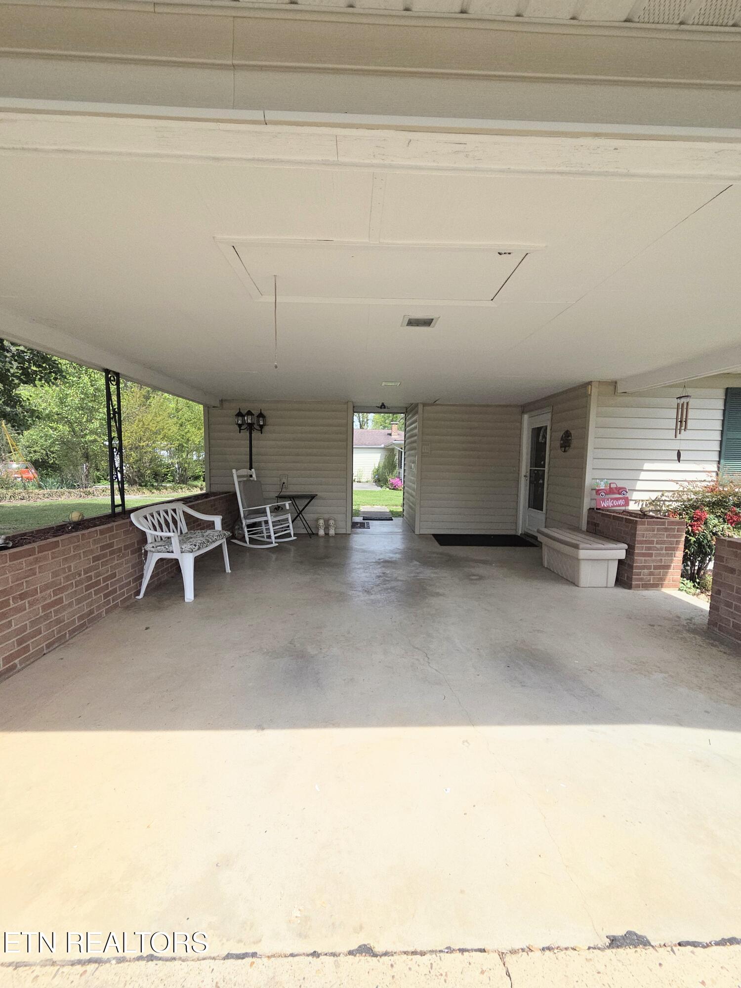 120 Nasson Lane Oak Ridge, TN 37830 - Photo 3 of 31 9617